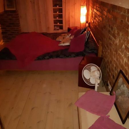 2 Story Studio Apartment Free Parking Included 里加 外观 照片